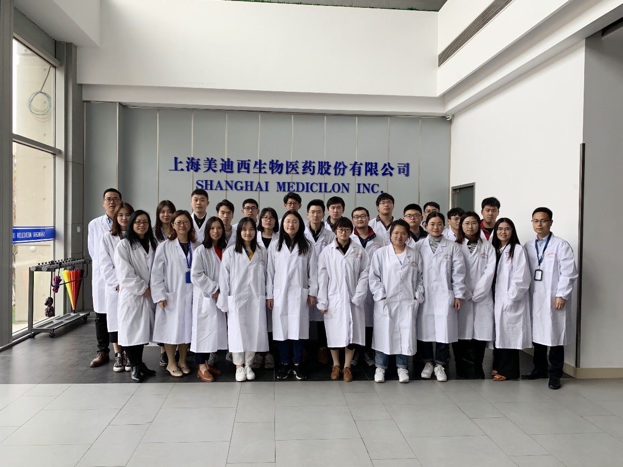 走进欧博ABG，，，，，，，与学子共话生长